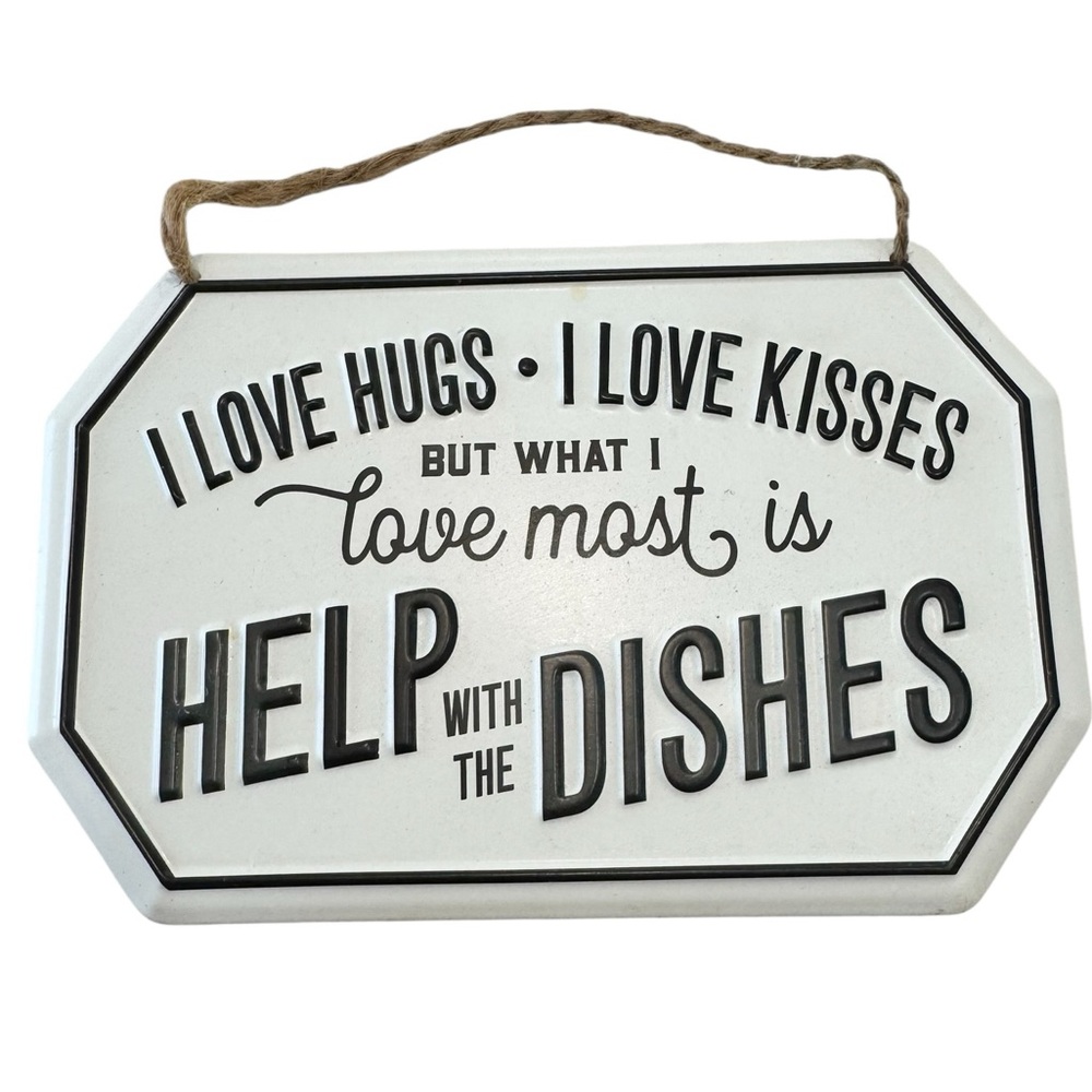 Funny Cute Kitchen Wall Decor Lightweight Metal Sign Love Hugs Kisses NEW